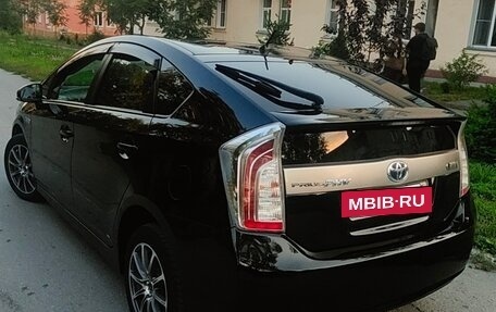 Toyota Prius, 2012 год, 1 350 000 рублей, 7 фотография
