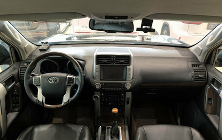 Toyota Land Cruiser Prado 150 рестайлинг 2, 2010 год, 2 850 000 рублей, 18 фотография