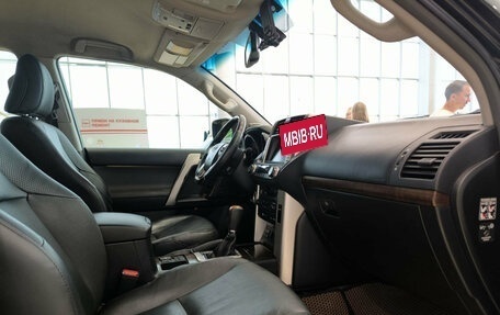 Toyota Land Cruiser Prado 150 рестайлинг 2, 2010 год, 2 850 000 рублей, 15 фотография