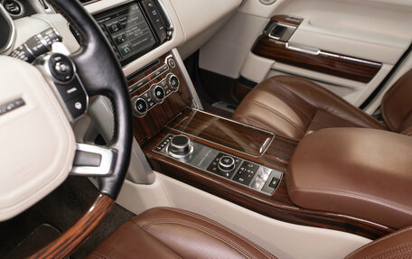 Land Rover Range Rover IV рестайлинг, 2014 год, 3 850 000 рублей, 18 фотография