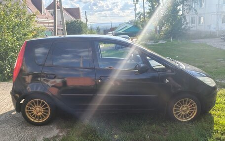 Mitsubishi Colt VI рестайлинг, 2005 год, 320 000 рублей, 3 фотография