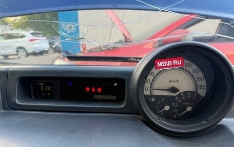 Toyota bB I рестайлинг, 2000 год, 200 000 рублей, 4 фотография