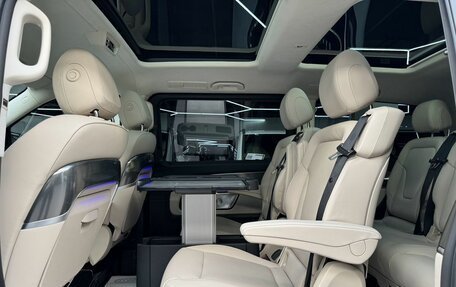 Mercedes-Benz V-Класс, 2026 год, 14 390 000 рублей, 21 фотография