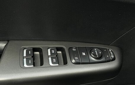 KIA Sportage IV рестайлинг, 2019 год, 2 370 000 рублей, 25 фотография