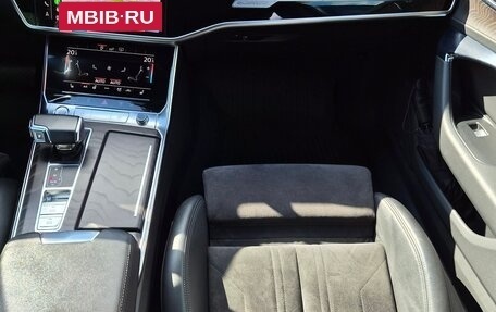 Audi A6, 2019 год, 3 990 000 рублей, 14 фотография