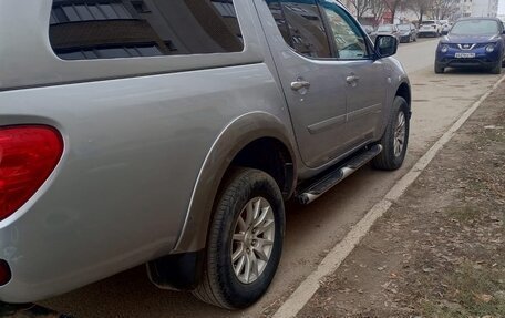 Mitsubishi L200 IV рестайлинг, 2014 год, 1 000 000 рублей, 3 фотография
