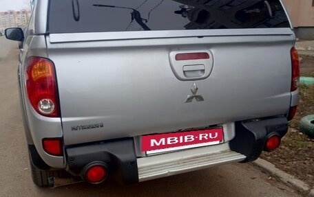 Mitsubishi L200 IV рестайлинг, 2014 год, 1 000 000 рублей, 2 фотография
