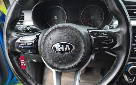 KIA Rio IV, 2018 год, 1 370 000 рублей, 9 фотография