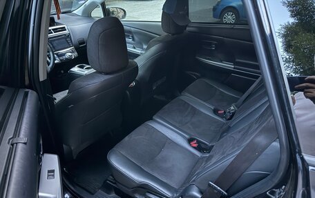 Toyota Prius v (+) I (ZVW40/41) рестайлинг, 2019 год, 2 600 000 рублей, 6 фотография