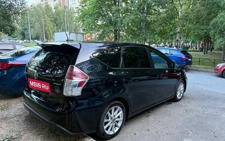 Toyota Prius v (+) I (ZVW40/41) рестайлинг, 2019 год, 2 600 000 рублей, 3 фотография