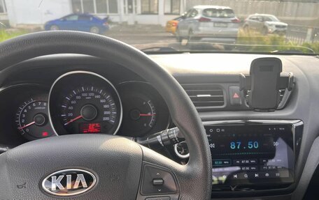 KIA Rio III рестайлинг, 2013 год, 780 000 рублей, 5 фотография