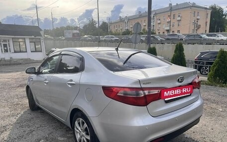 KIA Rio III рестайлинг, 2013 год, 780 000 рублей, 3 фотография
