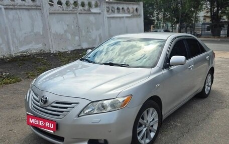 Toyota Camry, 2007 год, 900 000 рублей, 3 фотография
