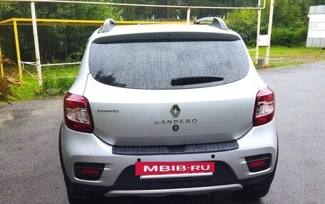 Renault Sandero II рестайлинг, 2018 год, 1 200 000 рублей, 6 фотография