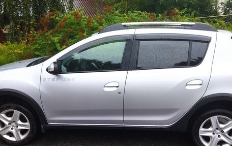 Renault Sandero II рестайлинг, 2018 год, 1 200 000 рублей, 12 фотография