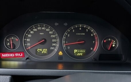 Volvo XC90 II рестайлинг, 2003 год, 1 350 000 рублей, 16 фотография