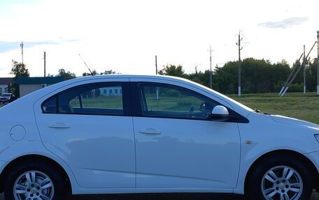 Chevrolet Aveo III, 2014 год, 567 000 рублей, 4 фотография