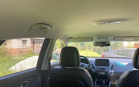 Hyundai ix35 I рестайлинг, 2012 год, 1 090 000 рублей, 16 фотография