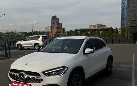 Mercedes-Benz GLA, 2020 год, 3 500 000 рублей, 2 фотография