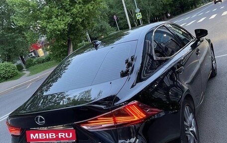 Lexus IS III, 2018 год, 3 499 000 рублей, 6 фотография