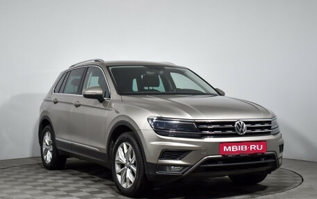 Volkswagen Tiguan II, 2017 год, 2 600 000 рублей, 4 фотография