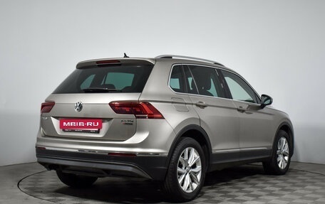 Volkswagen Tiguan II, 2017 год, 2 600 000 рублей, 6 фотография