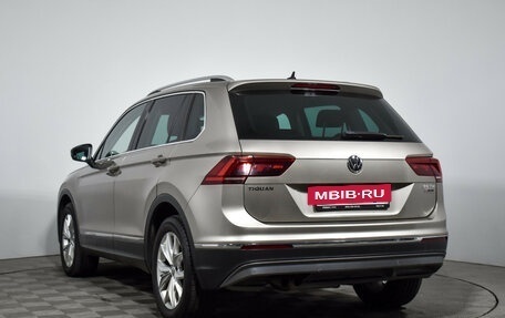 Volkswagen Tiguan II, 2017 год, 2 600 000 рублей, 8 фотография