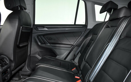 Volkswagen Tiguan II, 2017 год, 2 600 000 рублей, 20 фотография