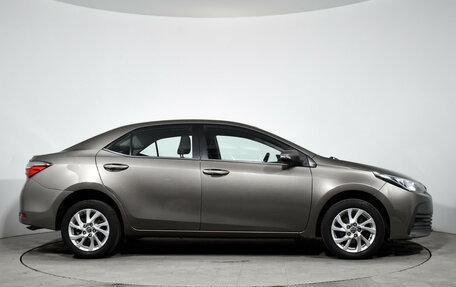 Toyota Corolla, 2016 год, 1 670 000 рублей, 5 фотография