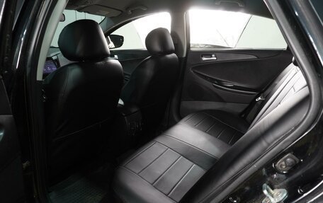 Hyundai Sonata VI, 2011 год, 939 000 рублей, 11 фотография