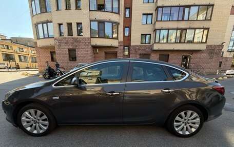 Opel Astra J, 2013 год, 650 000 рублей, 3 фотография