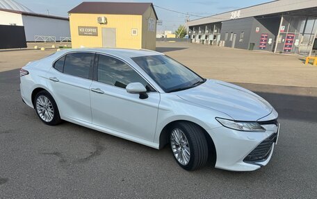 Toyota Camry, 2019 год, 2 240 000 рублей, 7 фотография
