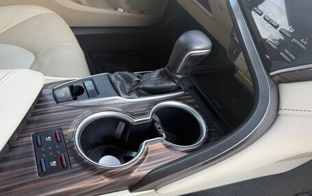Toyota Camry, 2019 год, 2 240 000 рублей, 15 фотография