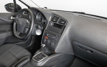 Citroen C4 II рестайлинг, 2011 год, 564 700 рублей, 7 фотография