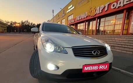Infiniti EX, 2011 год, 1 800 000 рублей, 13 фотография