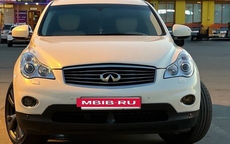 Infiniti EX, 2011 год, 1 800 000 рублей, 3 фотография