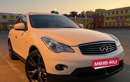 Infiniti EX, 2011 год, 1 800 000 рублей, 2 фотография