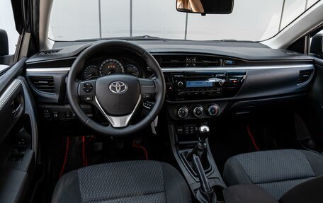 Toyota Corolla, 2013 год, 1 190 000 рублей, 6 фотография