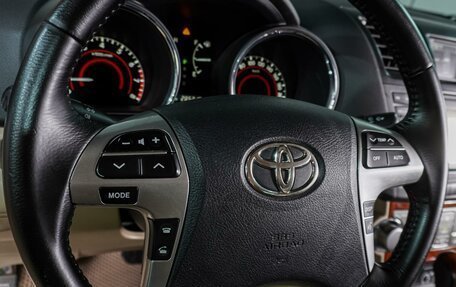 Toyota Highlander III, 2010 год, 1 799 000 рублей, 21 фотография