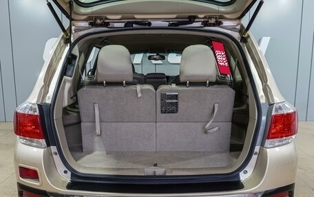 Toyota Highlander III, 2010 год, 1 799 000 рублей, 29 фотография