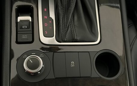 Volkswagen Touareg III, 2011 год, 1 880 000 рублей, 11 фотография