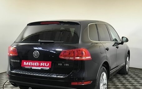 Volkswagen Touareg III, 2011 год, 1 880 000 рублей, 3 фотография