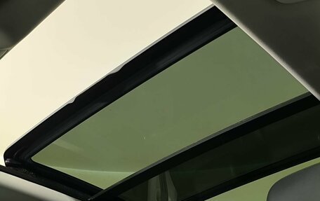 Volkswagen Touareg III, 2011 год, 1 880 000 рублей, 18 фотография