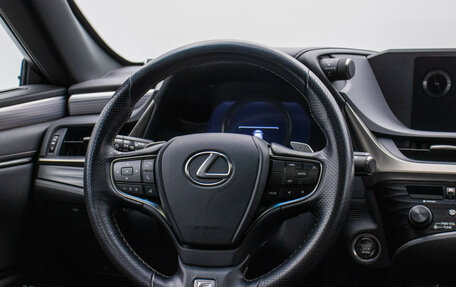 Lexus ES VII, 2020 год, 3 945 000 рублей, 16 фотография