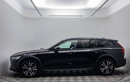 Volvo V60 Cross Country II, 2019 год, 3 297 000 рублей, 9 фотография
