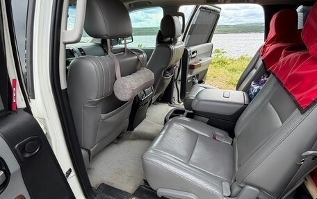 Toyota Sequoia II рестайлинг, 2010 год, 2 475 000 рублей, 6 фотография
