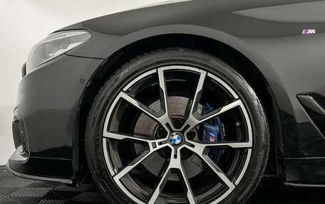 BMW 5 серия, 2018 год, 3 990 000 рублей, 8 фотография