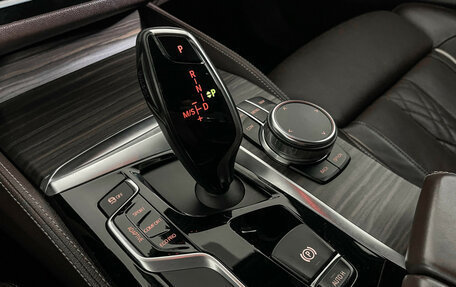 BMW 5 серия, 2018 год, 3 990 000 рублей, 15 фотография