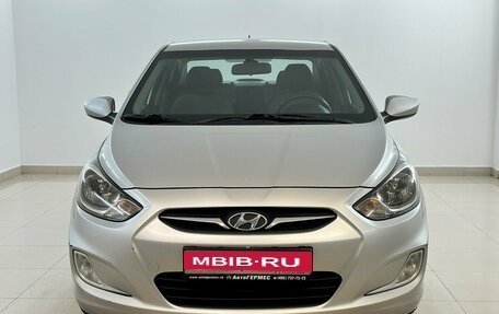 Hyundai Solaris II рестайлинг, 2011 год, 610 000 рублей, 2 фотография