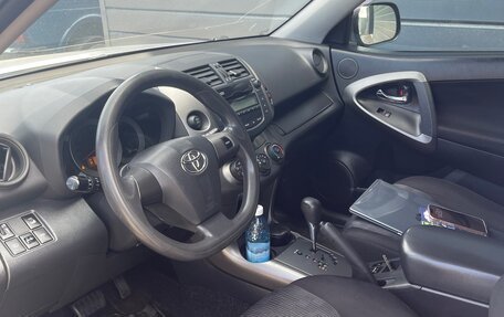 Toyota RAV4, 2011 год, 1 090 000 рублей, 16 фотография